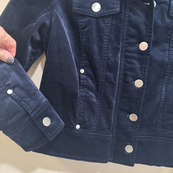 Women’s CHICO’S Navy Blue Velvet Jean Jacket Style Jacket  1Petite - Picture 5 of 10